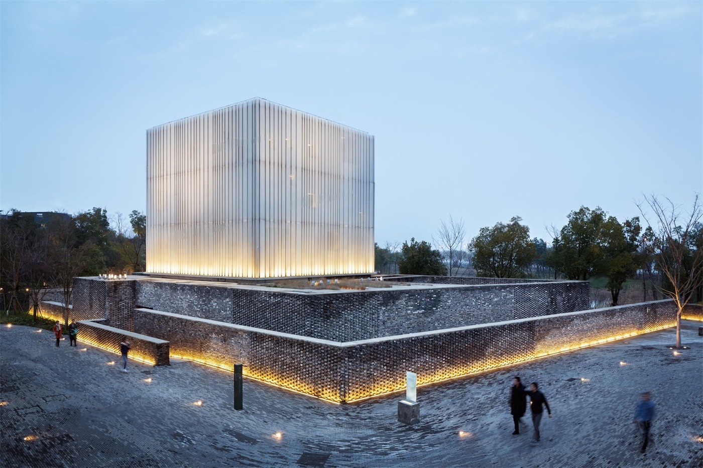 音昱水中天意舍