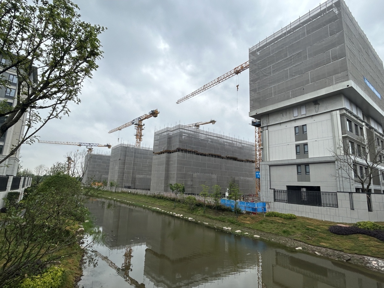 张江科学城品质住宅项目张江金茂府正式取得预售许可，即将启动集中认购