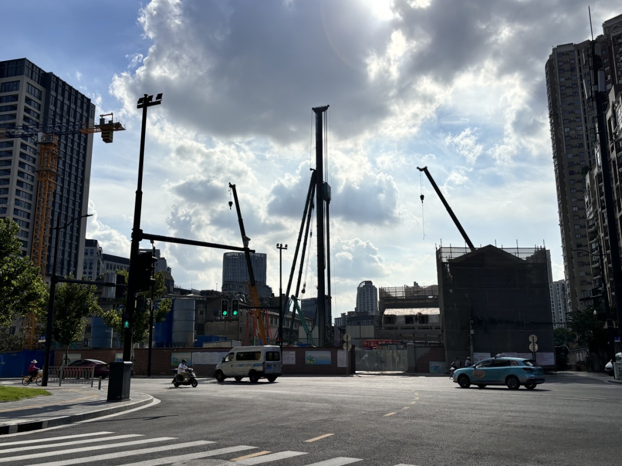 传世之作，礼献城市峰层——越秀外滩樾48席内环稀有风貌别墅全球臻藏启幕