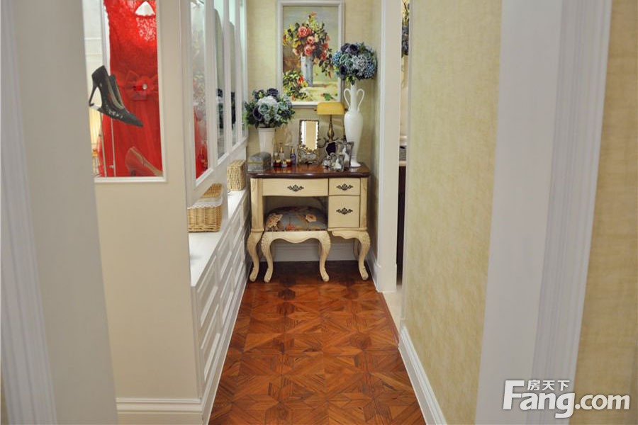 1期2、3、5、6、11栋标准层B3C3户型