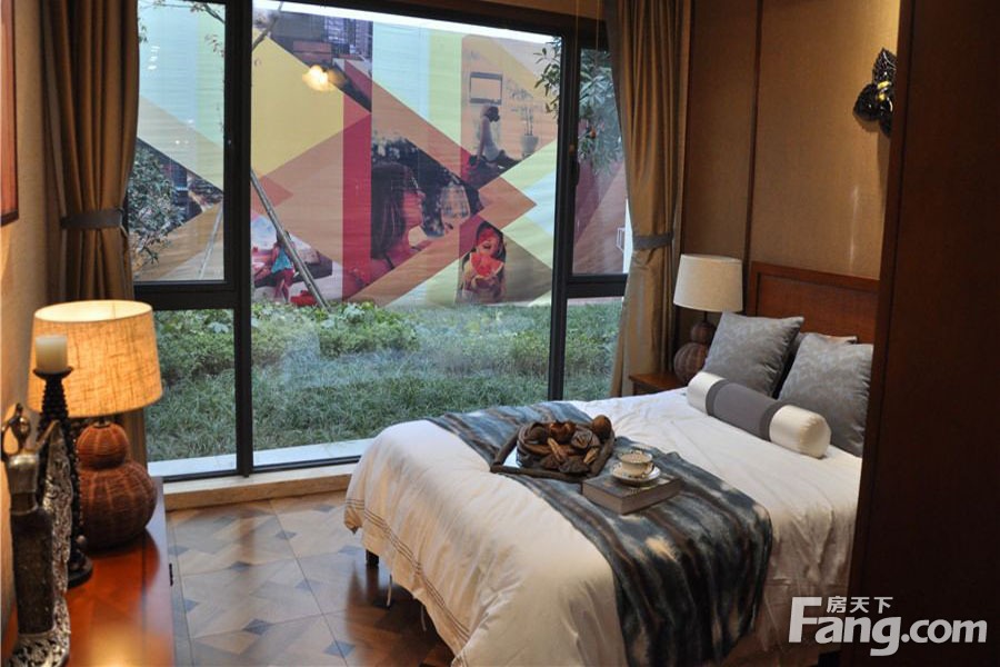 1期2、3、5、6、11栋标准层B4C4户型