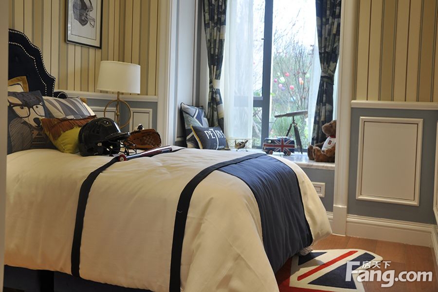 标准层168平米户型