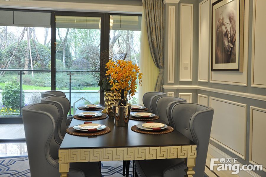 标准层168平米户型