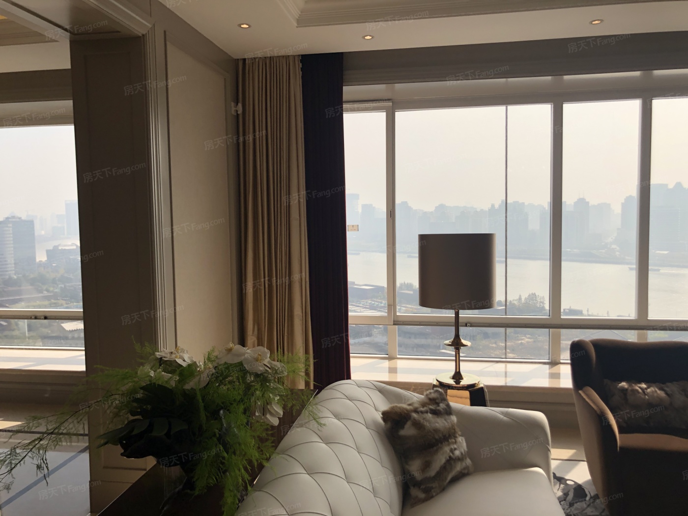 5号楼15-31层01室户型