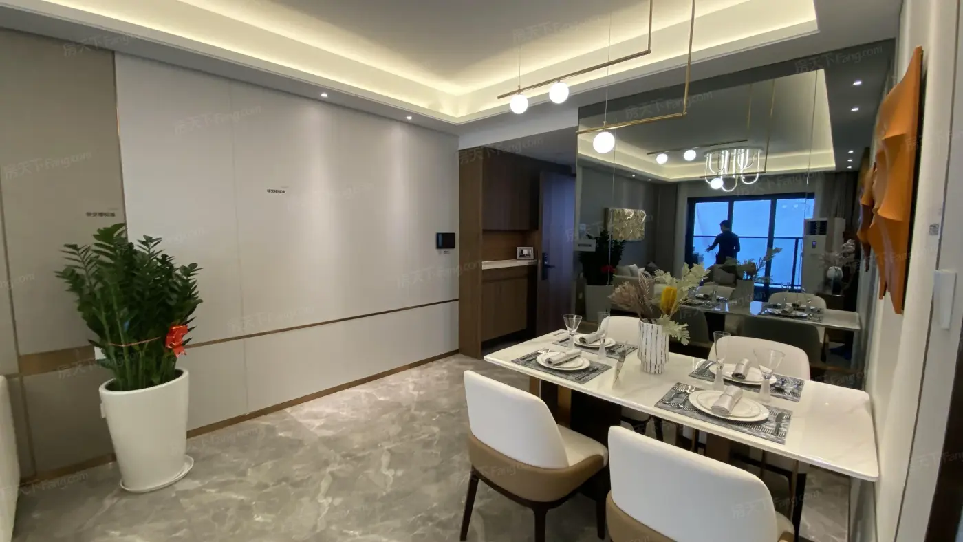 0405户型（约98-99㎡）