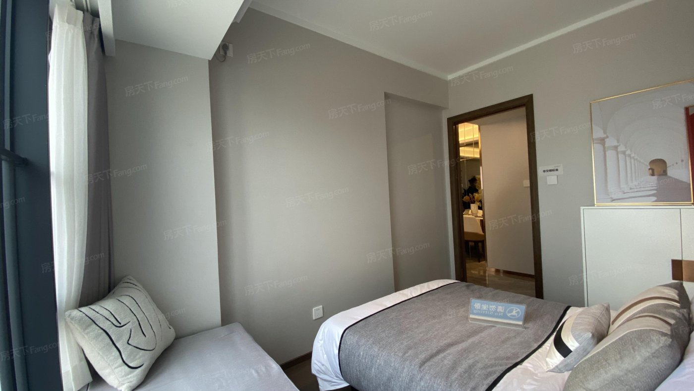 0405户型（约98-99㎡）