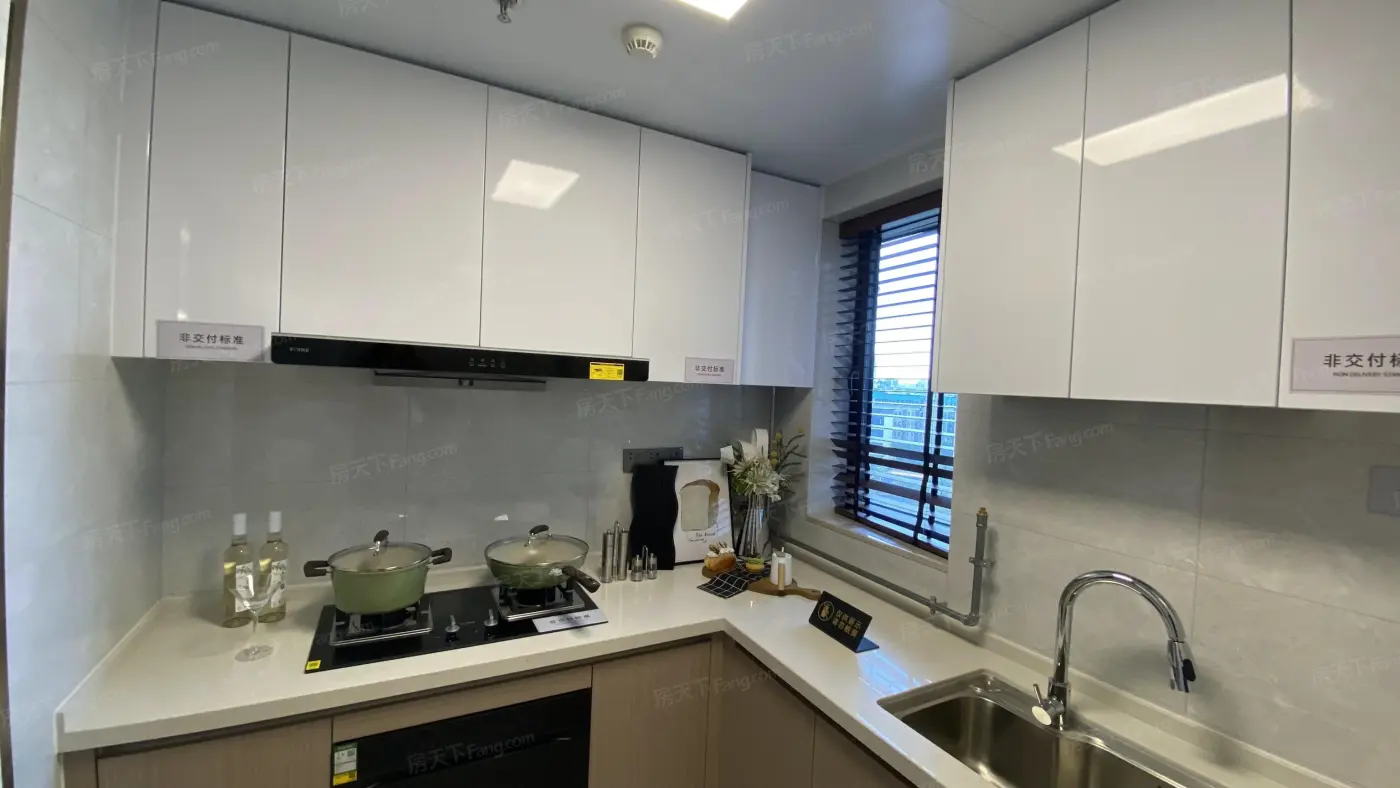 D1户型94-96㎡（三房两厅两卫）