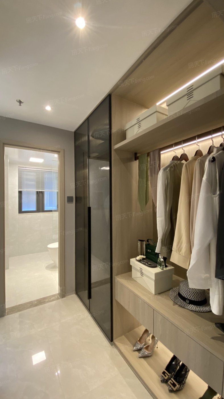 D1户型94-96㎡（三房两厅两卫）