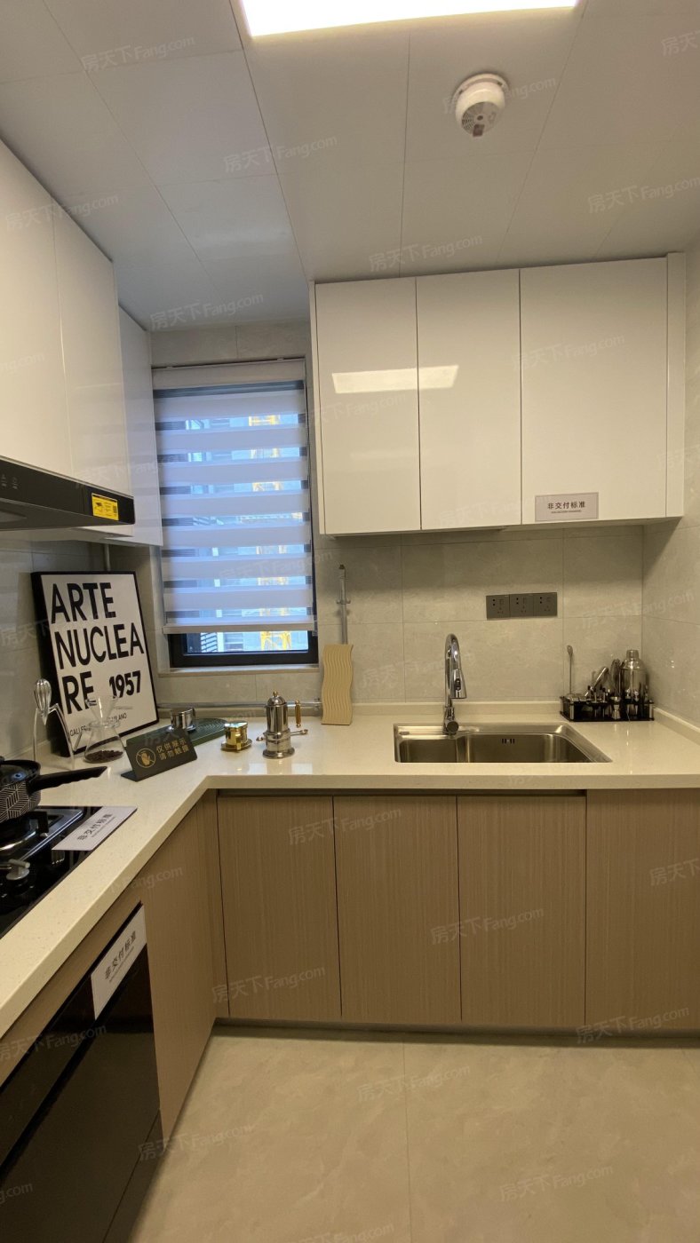 E1户型83-86㎡（三房两厅一卫）