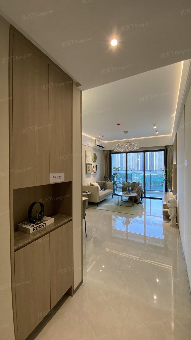 E1户型83-86㎡（三房两厅一卫）